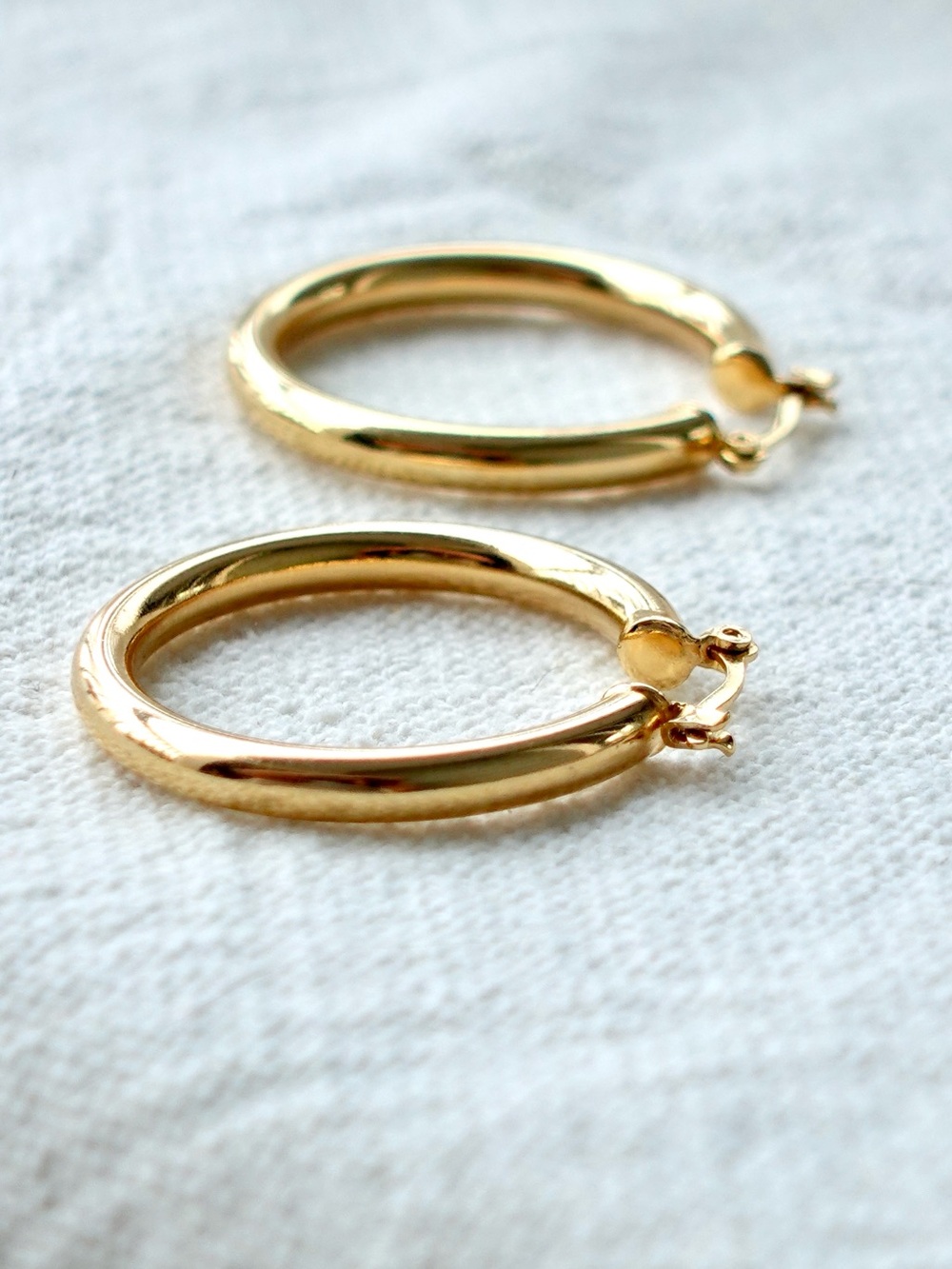 NEW! Gold Plated Hoop Earrings - Classic Small Hoop Earrings - Picture 2 of 4